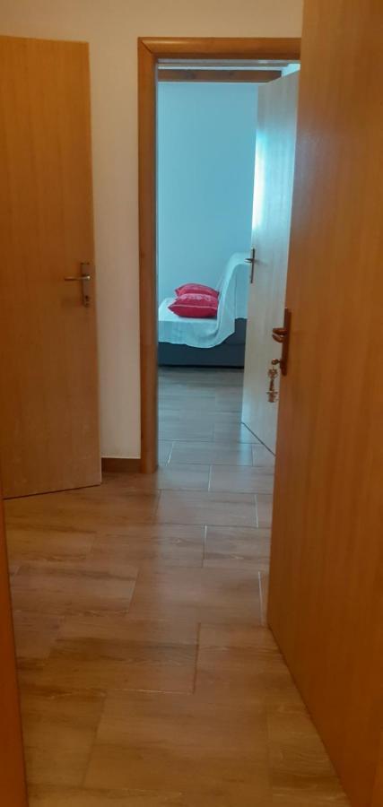 Ferienwohnung Kelk Loznati Exterior foto